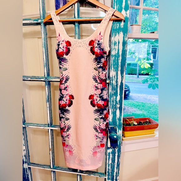 GUESS PALE PINK DRESS - Picture 2 of 5